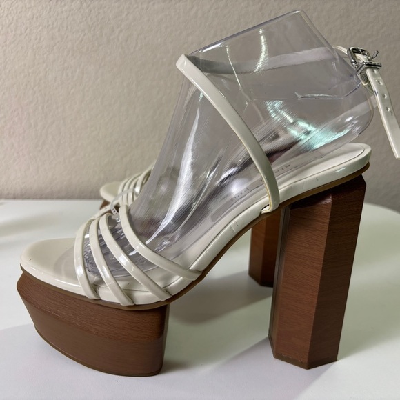 NWT Gianni Bini Cream Patent Parrish Strappy Platform Heeled Sandals 8.5 - Picture 7 of 11